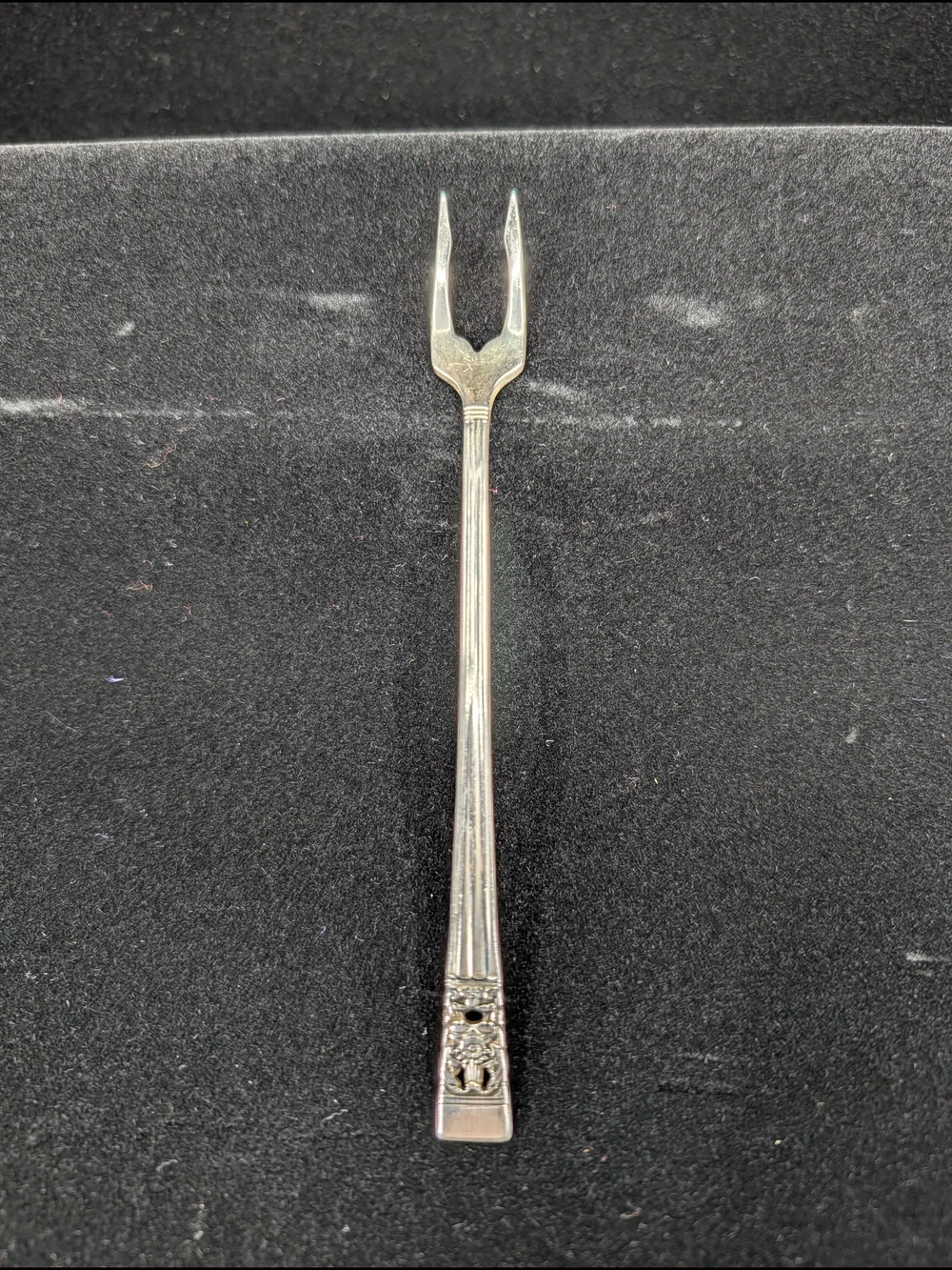 Oneida Community Silver Plate Coronation Pickle/Olive Cocktail Fork Vintage 1936